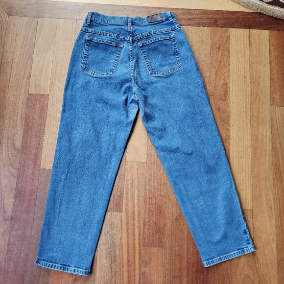 L.L. Bean Medium Wash High Rise Relaxed Fit Jeans Size 10 Petite - Picture 13 of 16